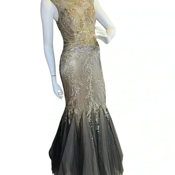 GLS Embellished Lace Mermaid Dresss With Beautiful Sequins and crystals. - Picture 5 of 16